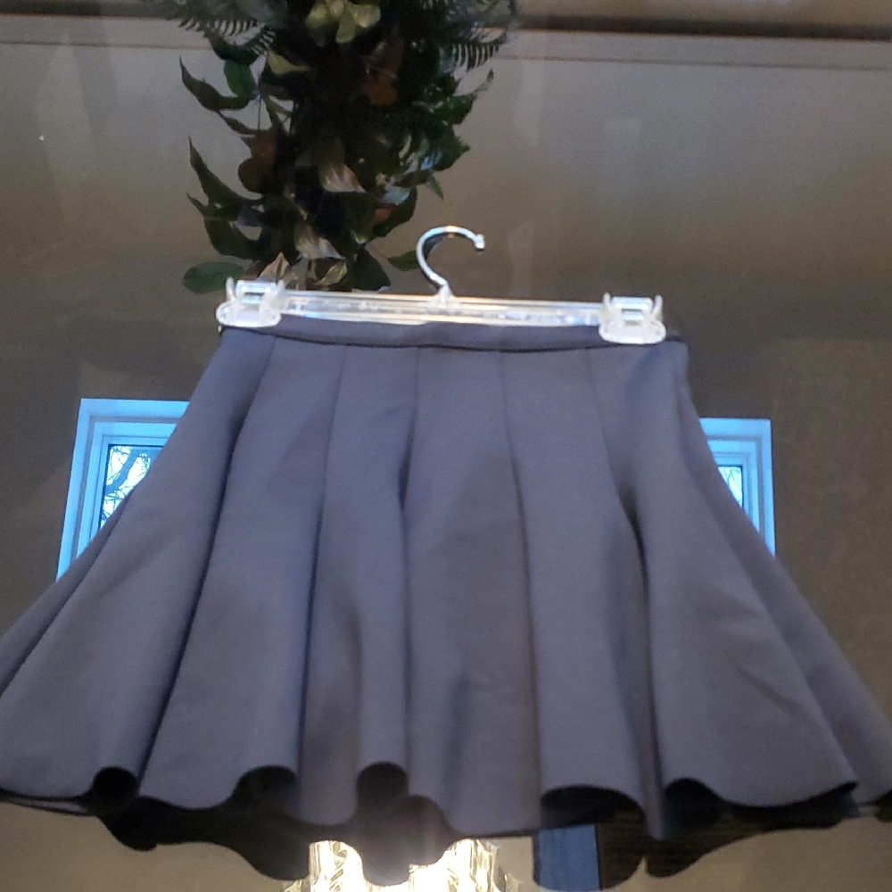 NWT Abercrombie&Fitch Black XSreg stretch fabruc Skirt 16" L